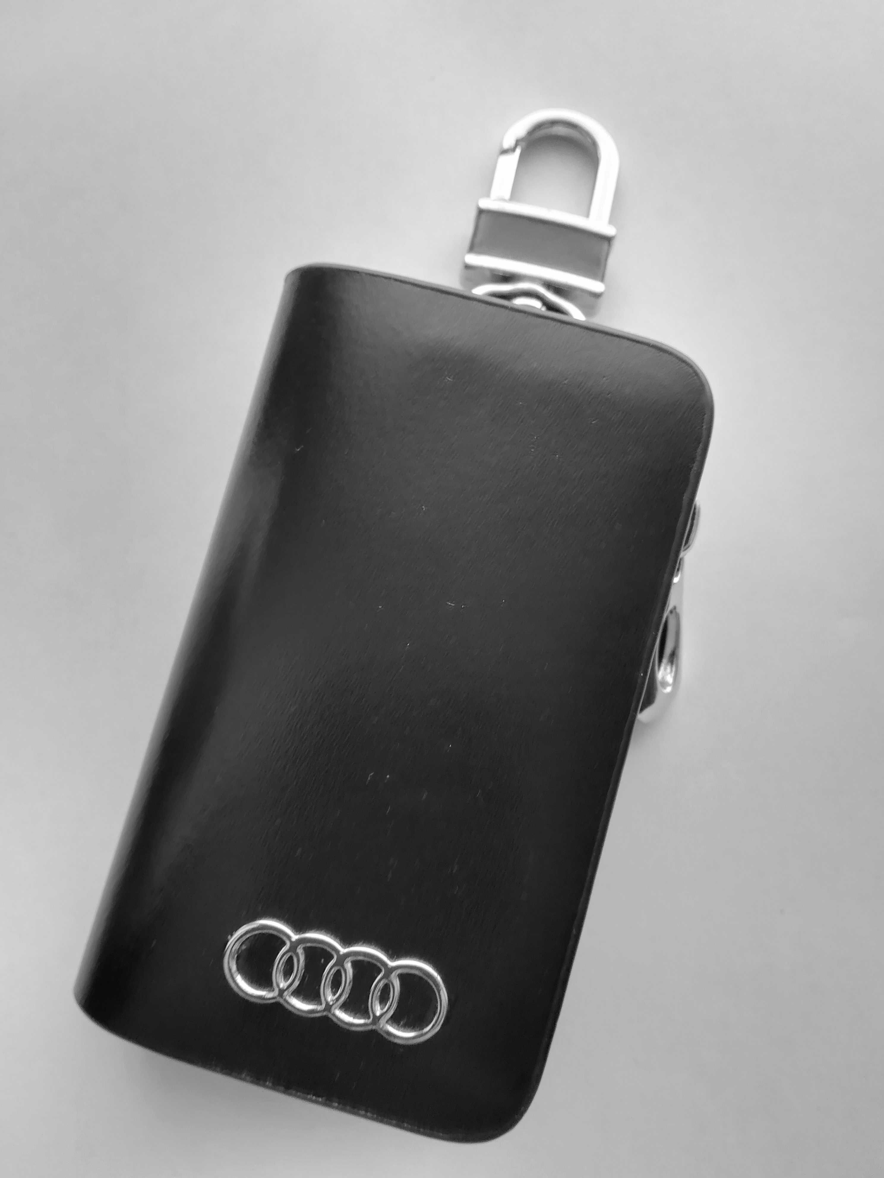 Audi etui pokrowiec na klucze breloczek brelok skóra prezent