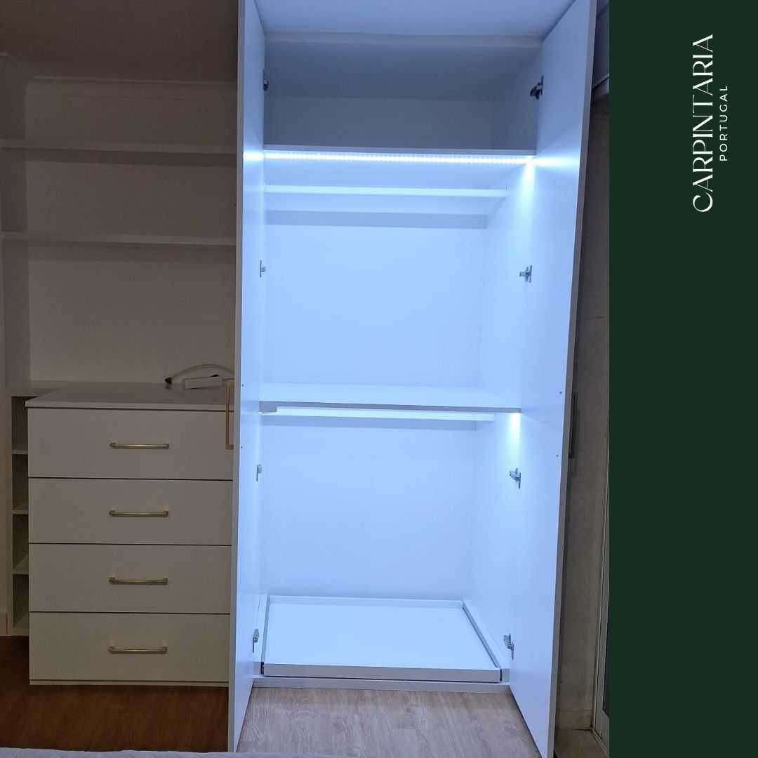 Roupeiro e closet por medida (por orçamento)