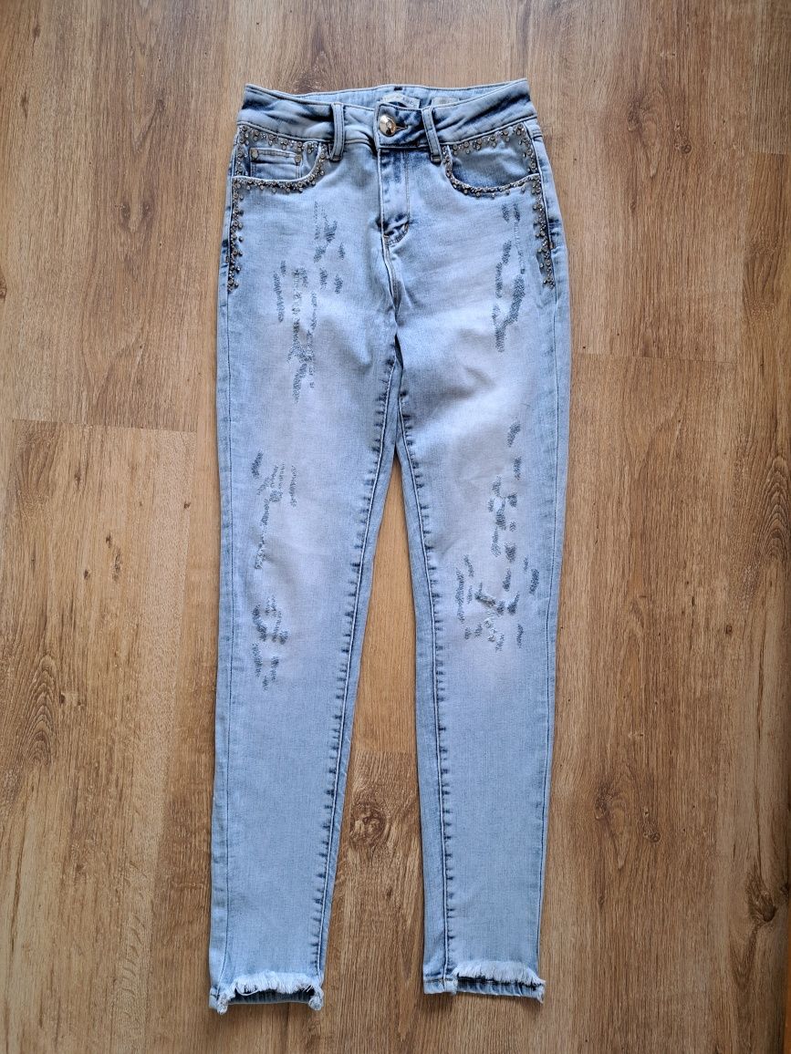 Spodnie  jeansowe Doshe z perełkami rozmiar  36