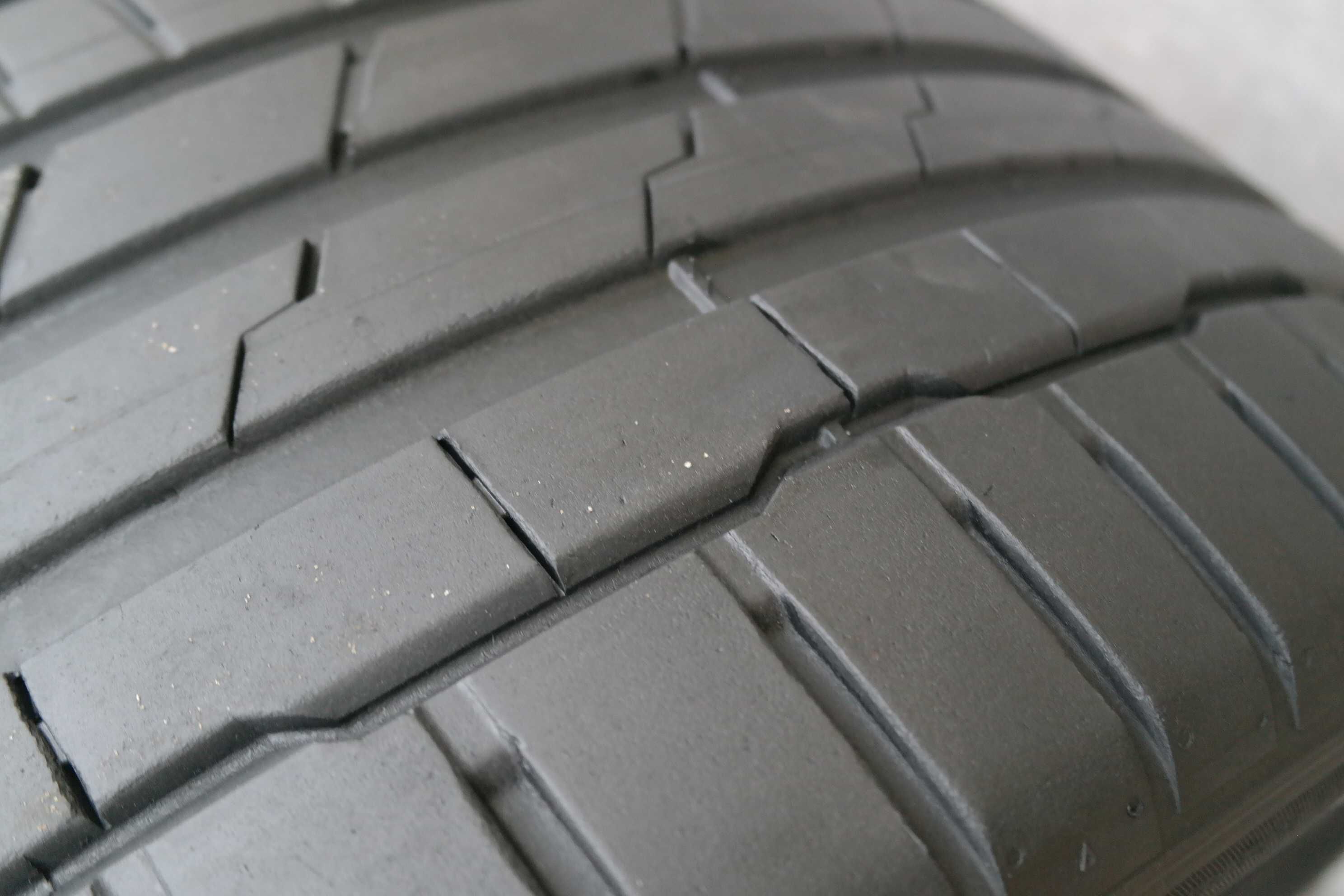 255/40 R19 Hankook Ventus S1 evo3