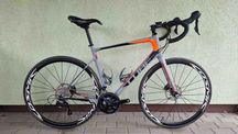 CUBE ATTAIN PRO 105 11s disc ALU ful carbon endurance sztywne osie r58