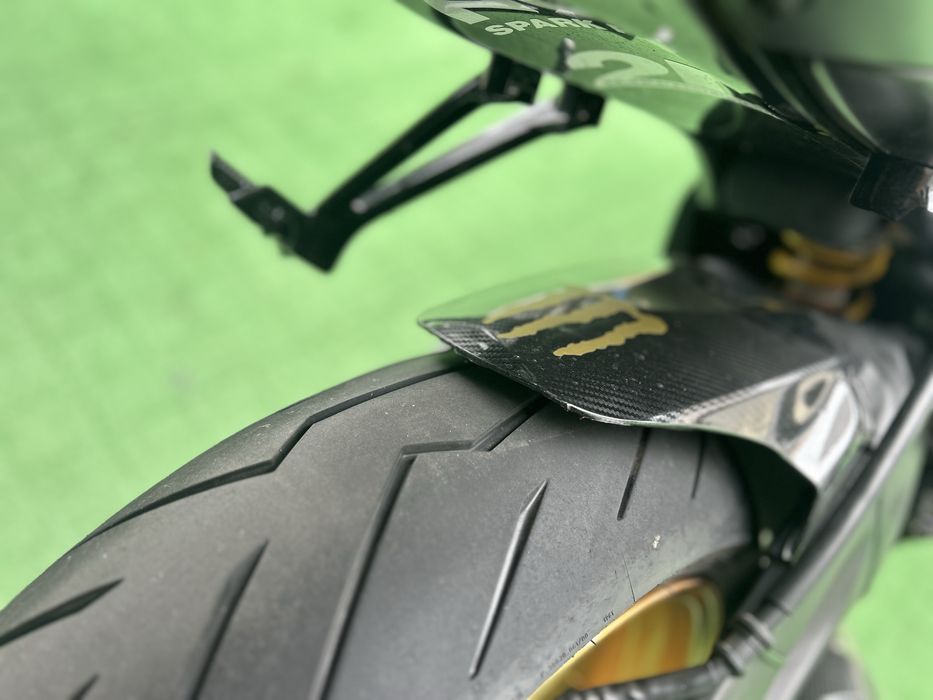 Suzuki gsxr 600 92 kw full extras/ credito 120€/entrega nacional