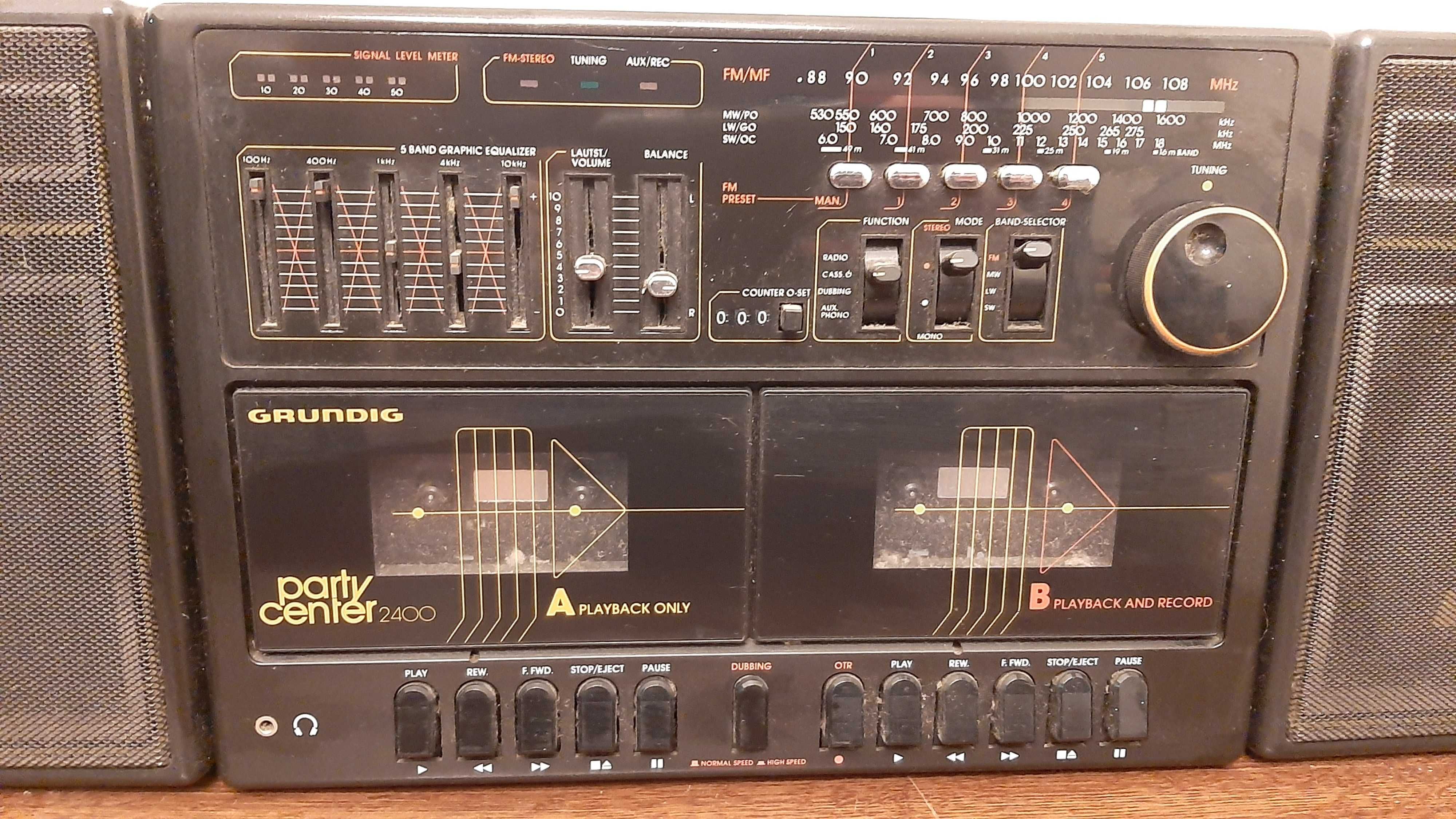 Sistema de som Grundig - Radio, Duplo Leitor de Cassetes com colunas