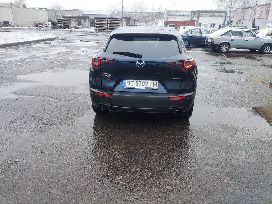 Автомобіль  Mazda cx30