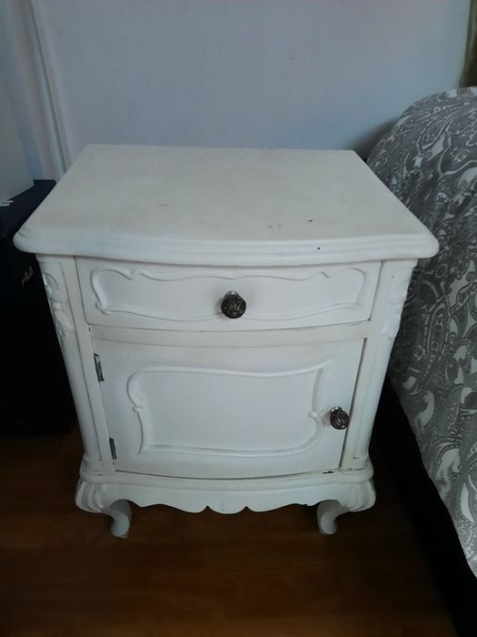 Mesa de cabeceira