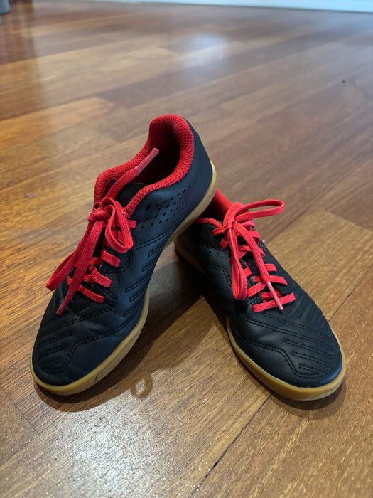 Buty piłkarskie halówki rozm 30 kipsta stan bdb