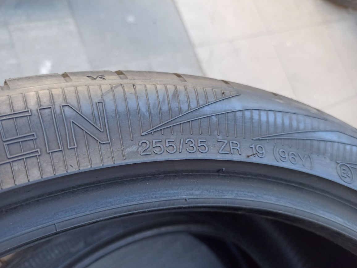 Летняя резина 255/35 285/30 R19 Vredestein Ultrac Vorti