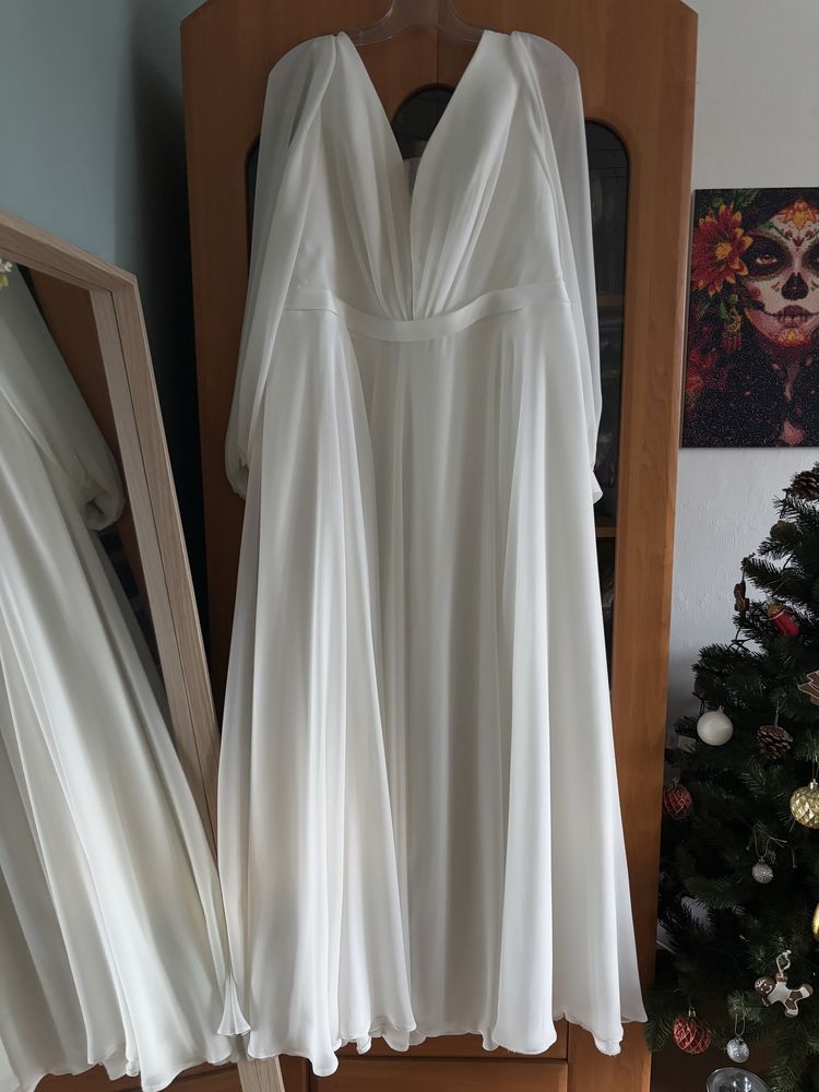 Suknia slubna plus size r. 52