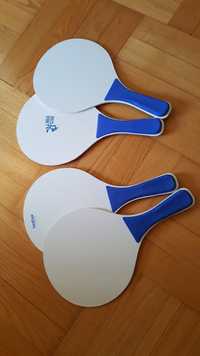 Cztery rakietki ping pong paletka