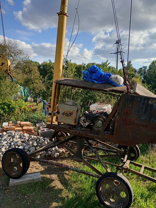 Żuraw budowlany 2000zł
