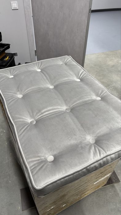 Лежанка для домашнього улюбленця