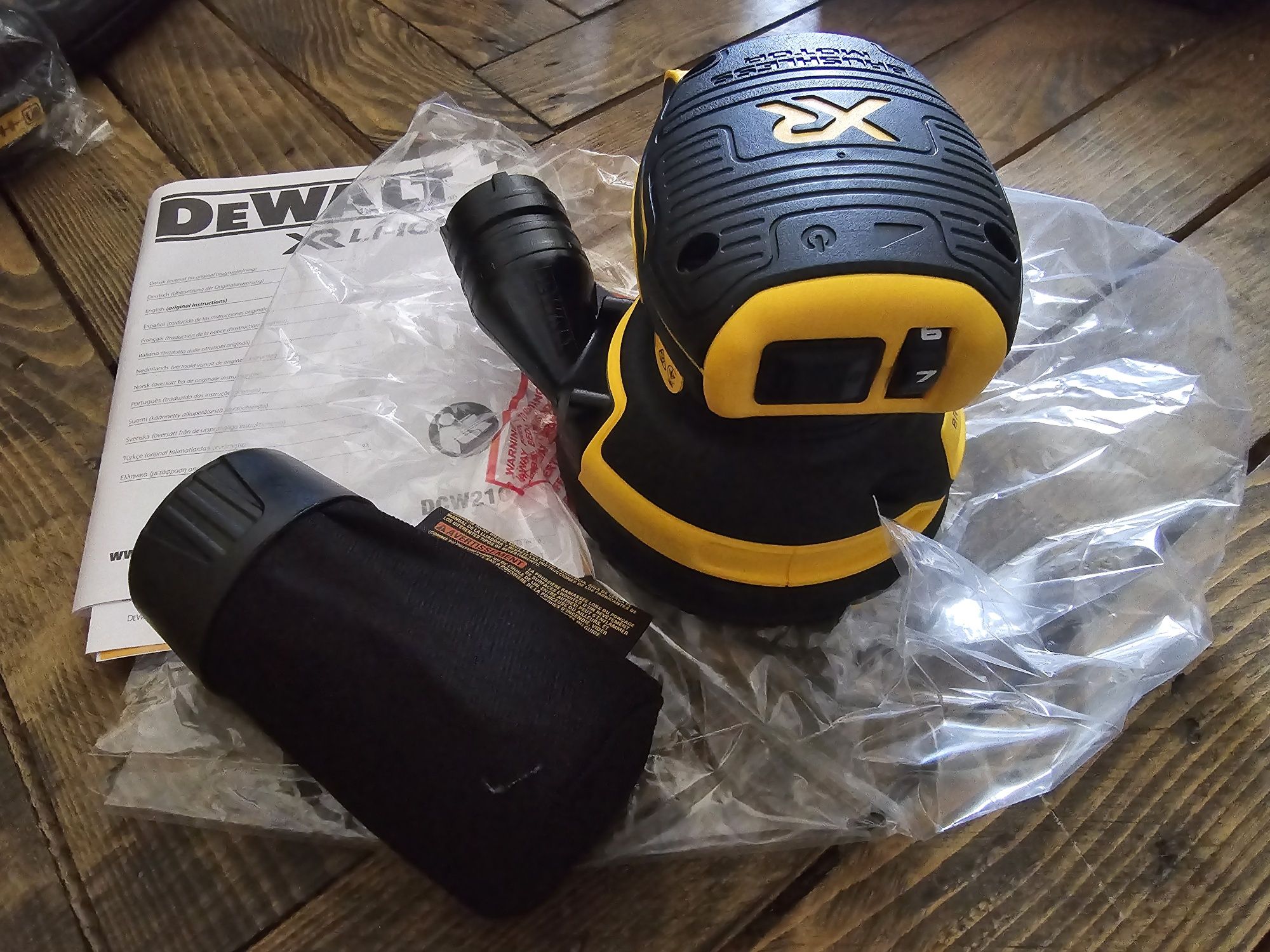 Dewalt szlifierka mimosrodowa, DCW210N 18V.