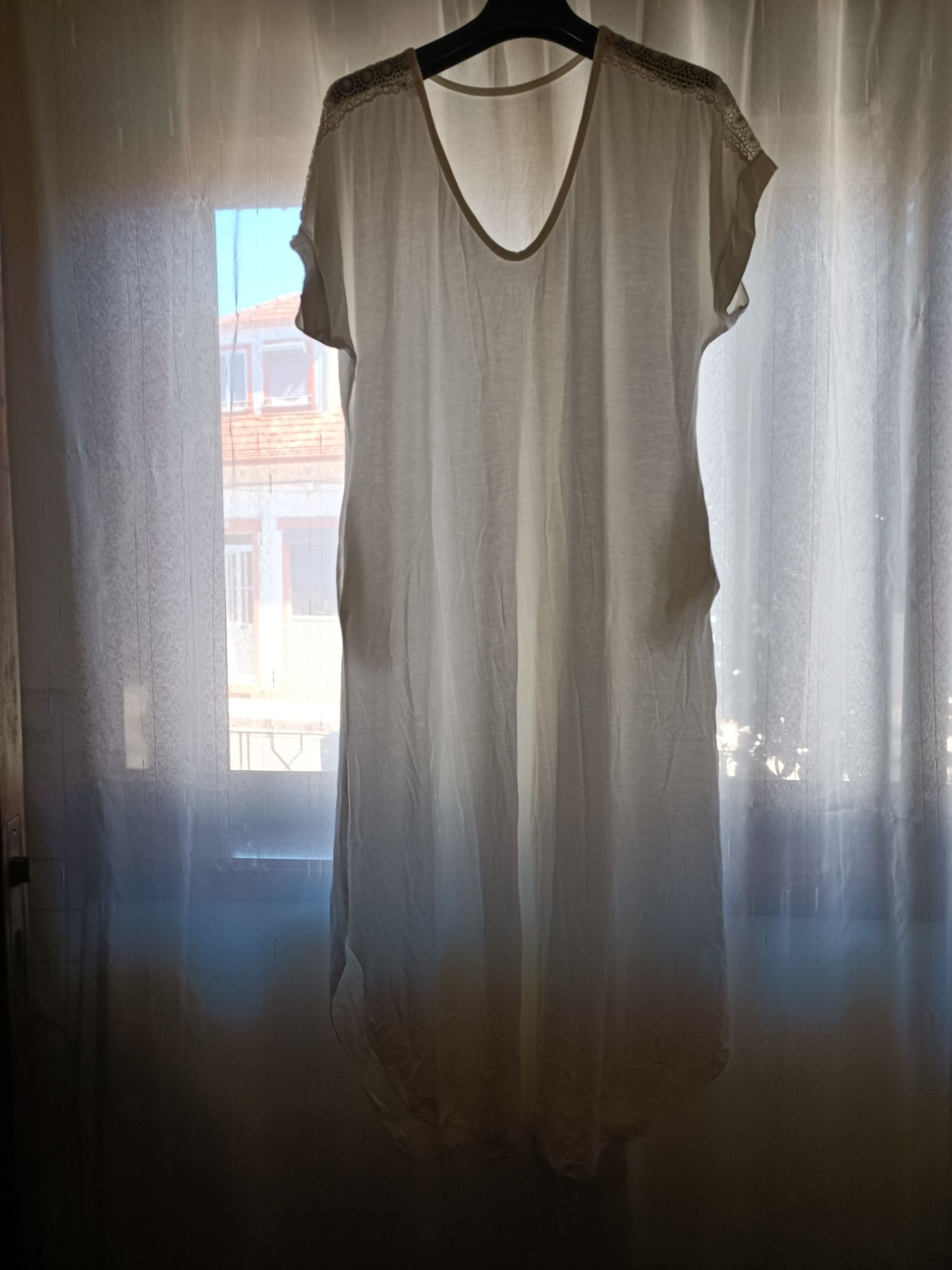 3 Vestidos Novos  30€ - SALDOS