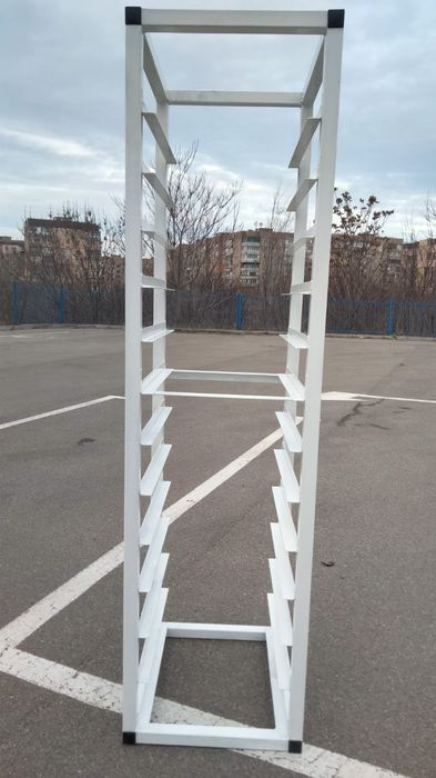 Стійка для аккумуляторів Deye