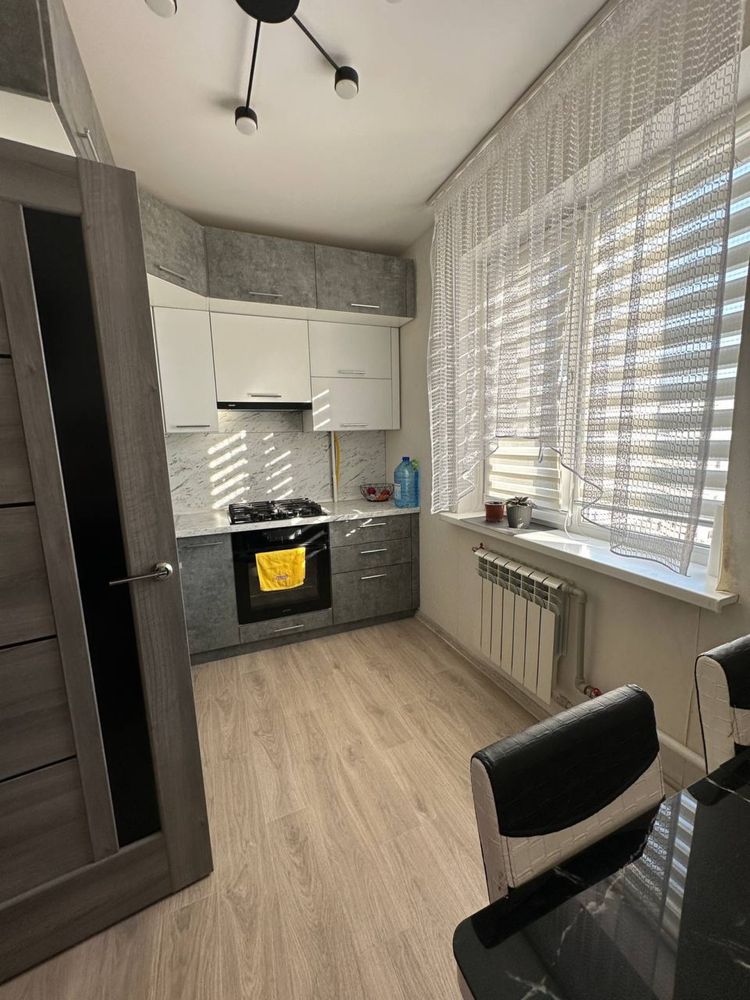 Продаж 3 кім в центрі міста