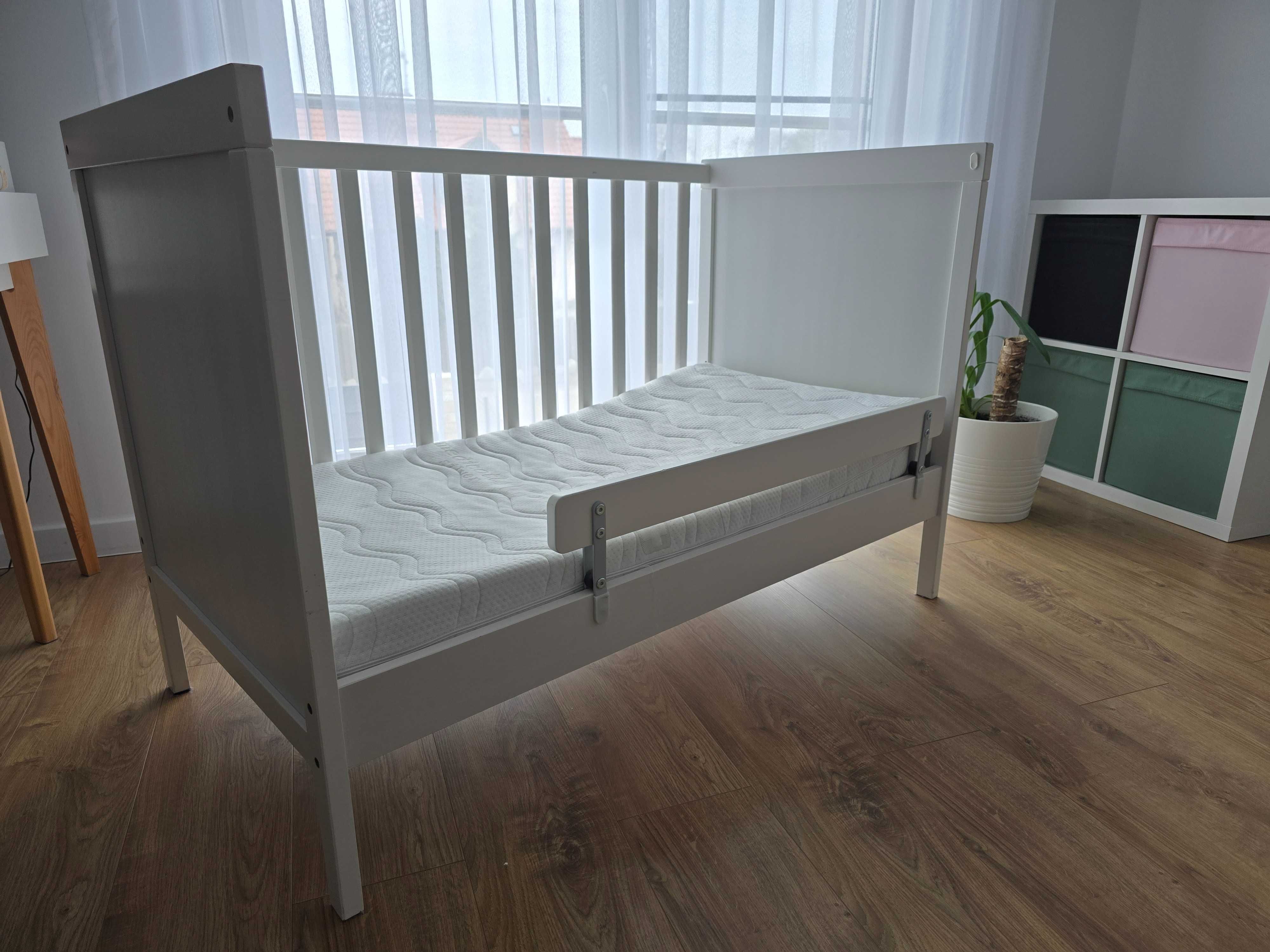 Łóżeczko dziecięce IKEA SUNDVIK 60x120 cm + materac HILDING