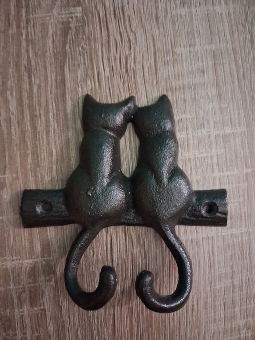 Wieszak metalowy czarny