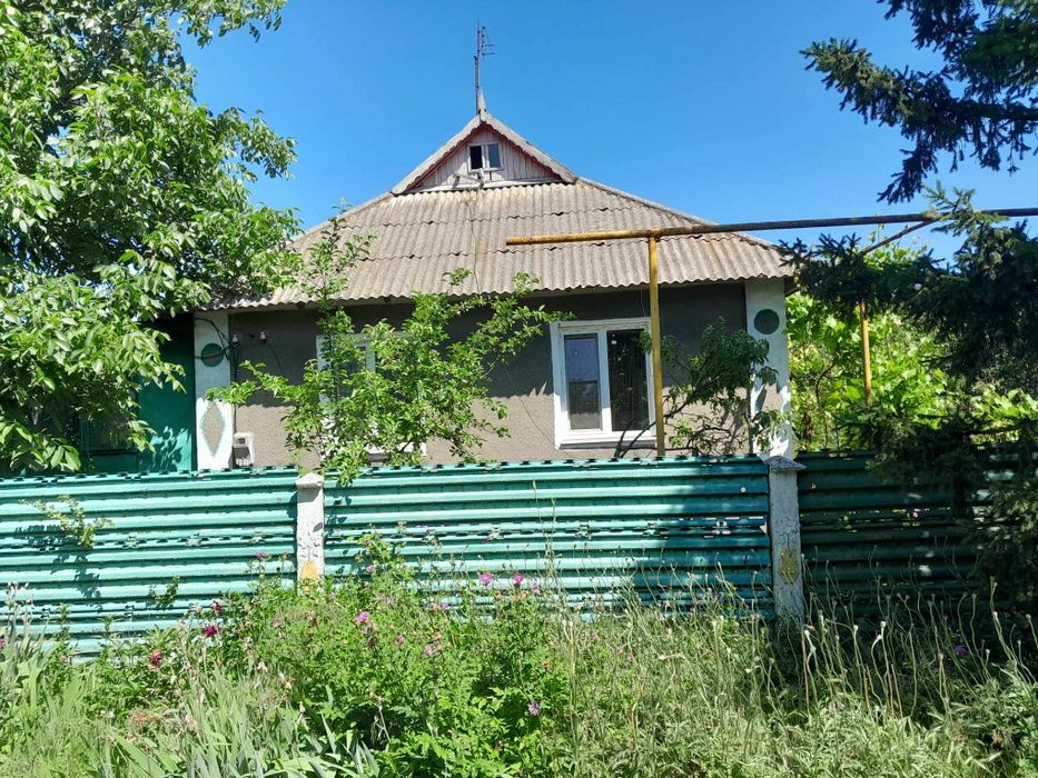 Продам великий будинок