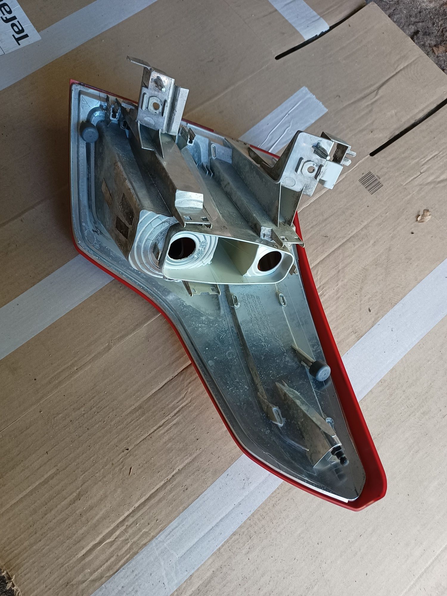 Lampa tylnia lewa Citroen C4 Picasso