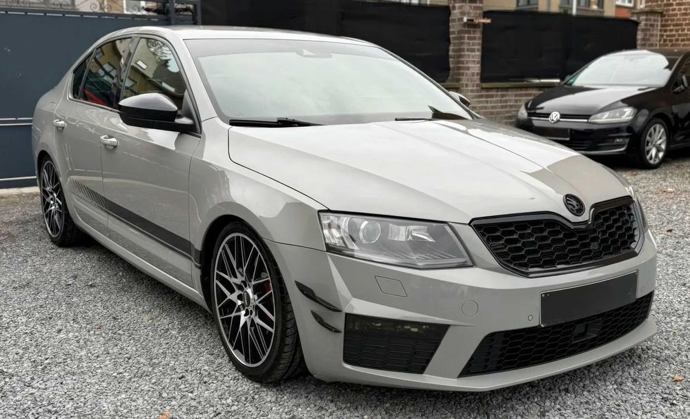 Skoda Octavia RS      2016