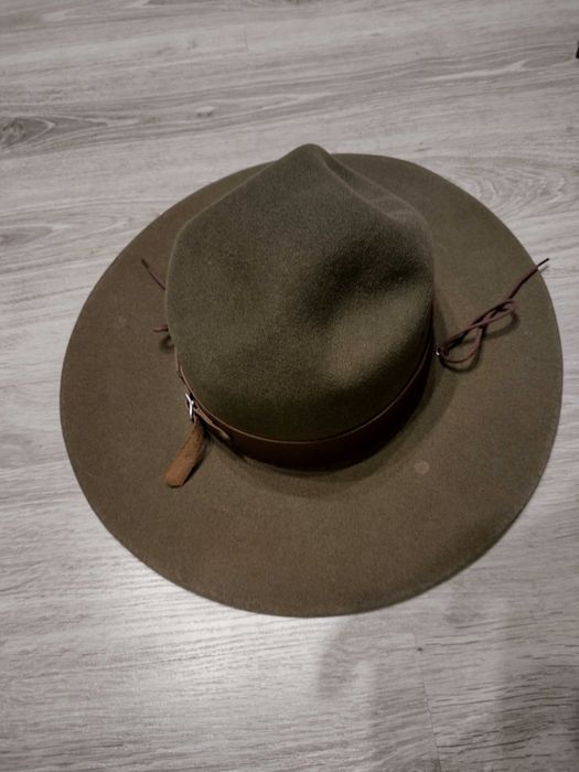 Kapelusz skauta rozm.57 filcowy.