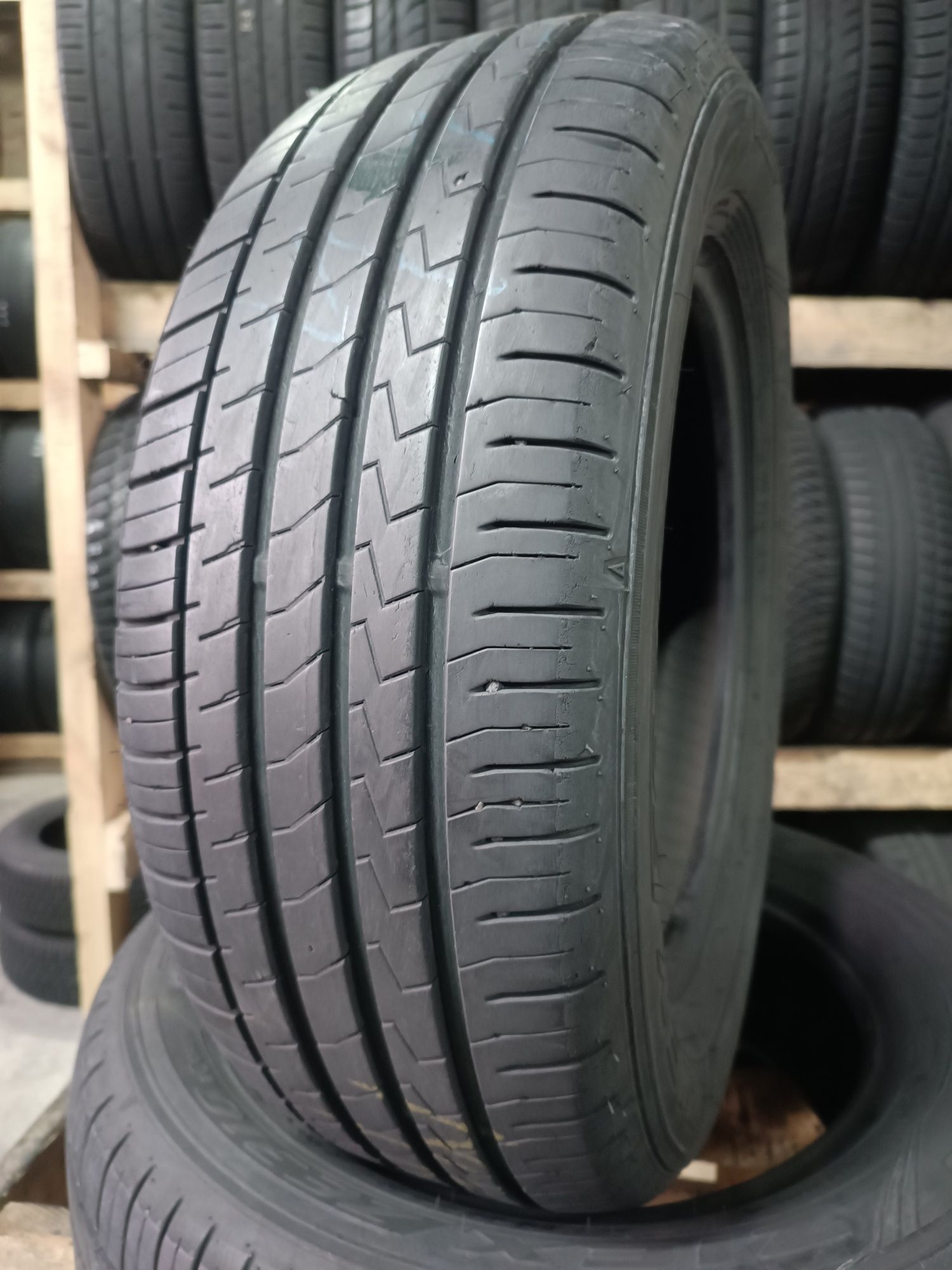 Літні шини FALKEN 205/60 R15 резина Р15