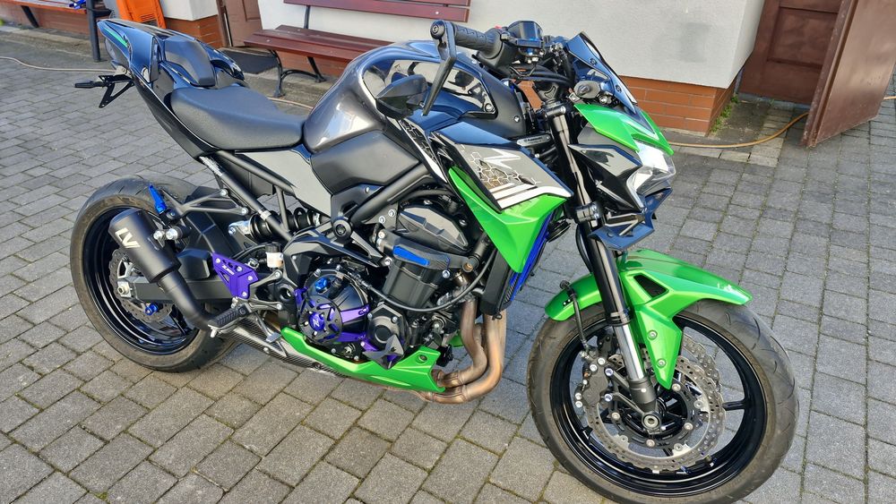 Kawasaki z 900 rok 2023