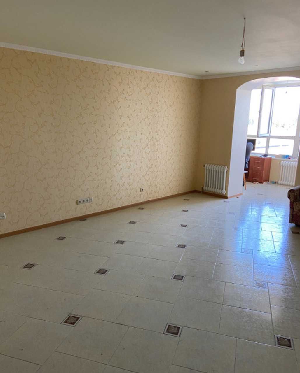 Продам 3-к квартиру (148м2) на ж/м Солнечный, пер. Любарского/Вавилон