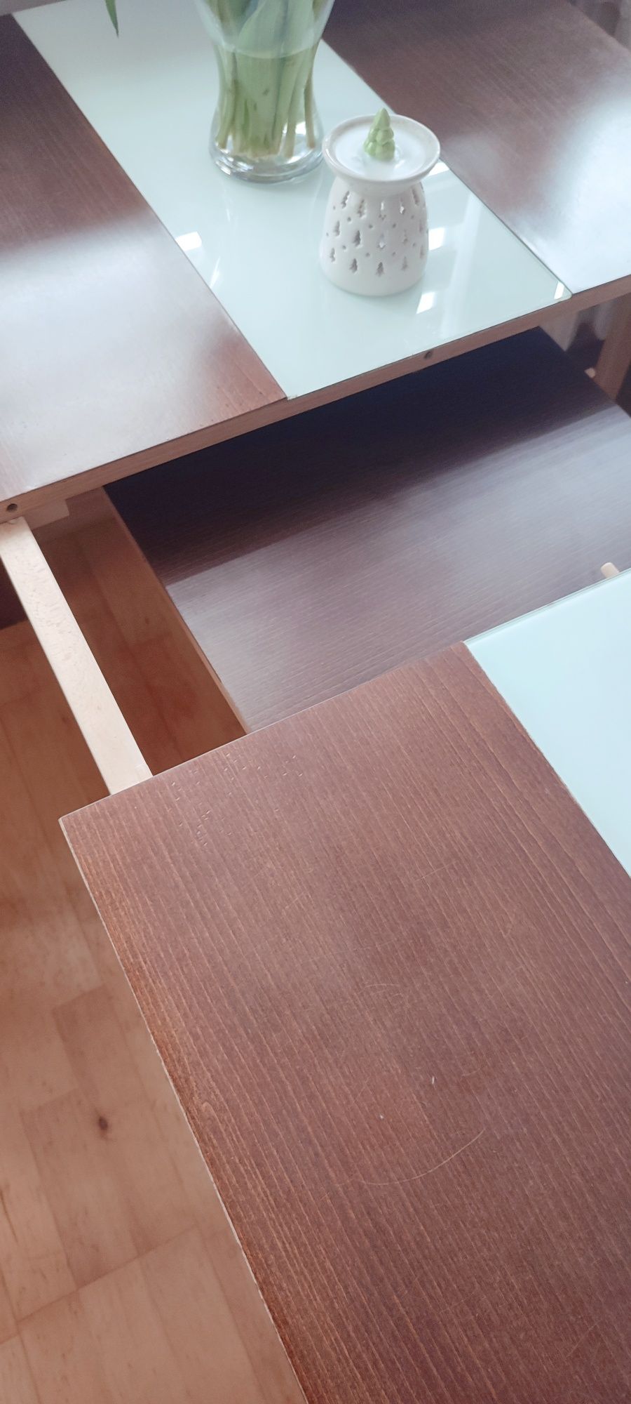 Drewniany stół rozkładany