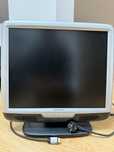 Monitor 19” Hanns-G com colunas integradas