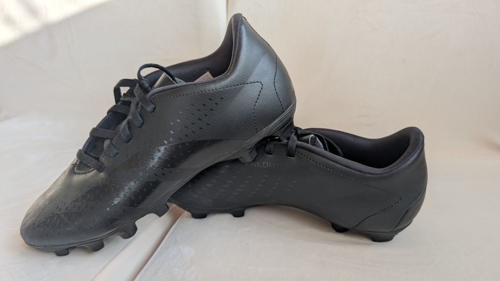 Buty korki Adidas Predator Accuracy.4 FxG r. 41 1/3, stan bardzo dobry
