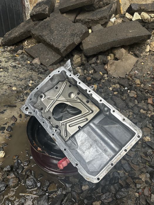 Піддон мотора bmw e46 2.0 D 2000р + щуп