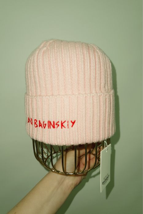 Шапка Ruslan baginskiy Monogram-embroidered Wool Beanie тренд 2025