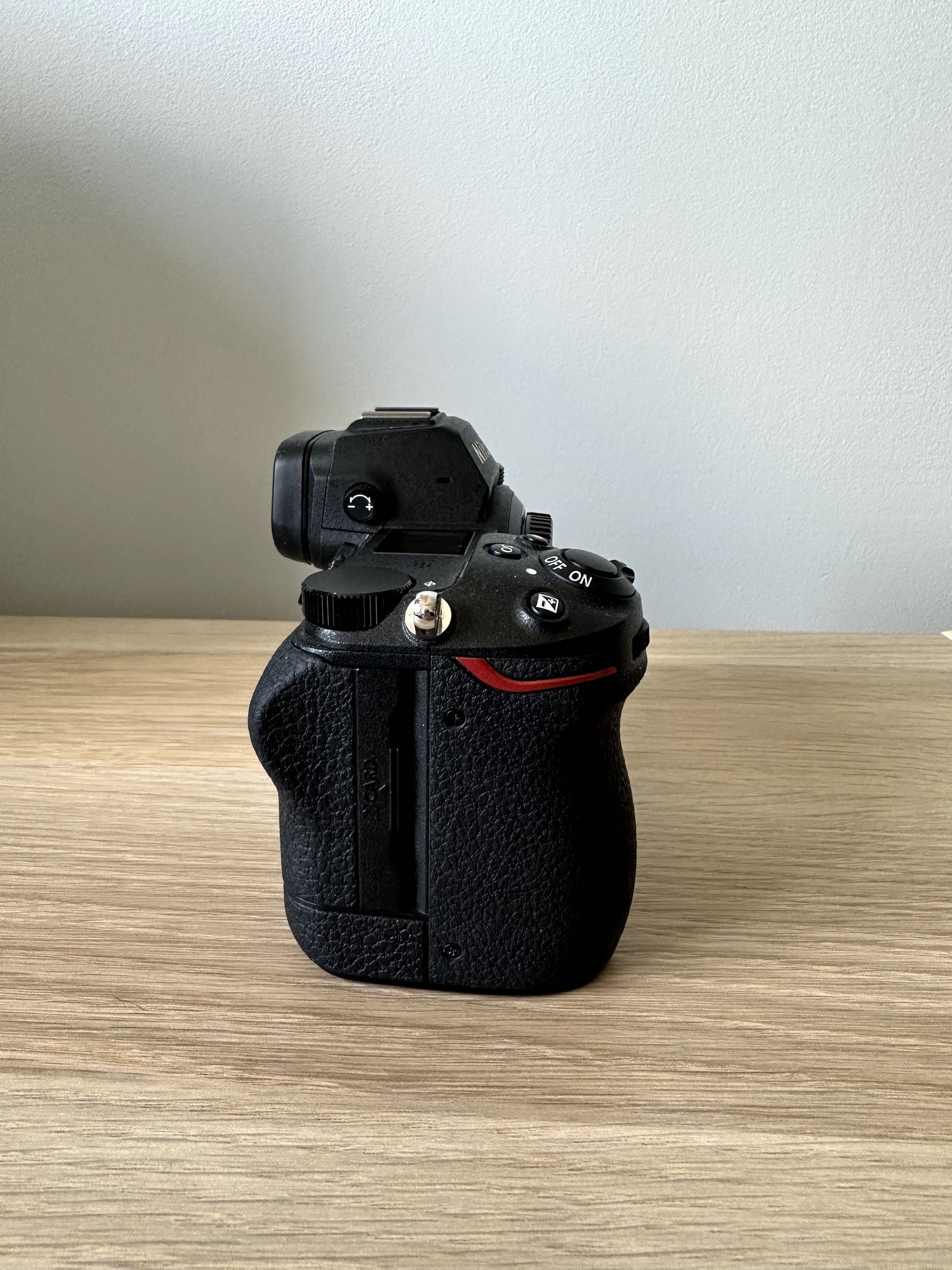 Nikon Z7 II – bezlusterkowiec pełnoklatkowy