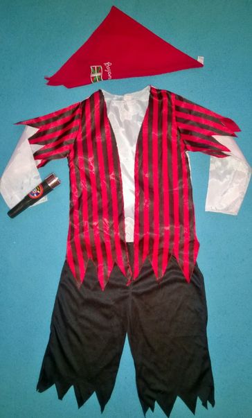 костюм пирата 5-7 лет+подзорная труба