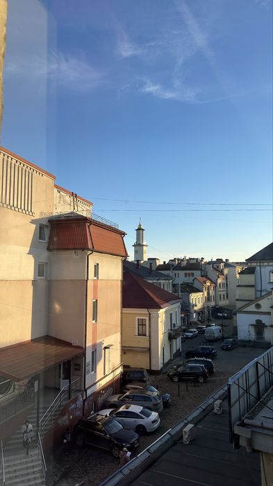 Продається унікальна квартира в центрі міста