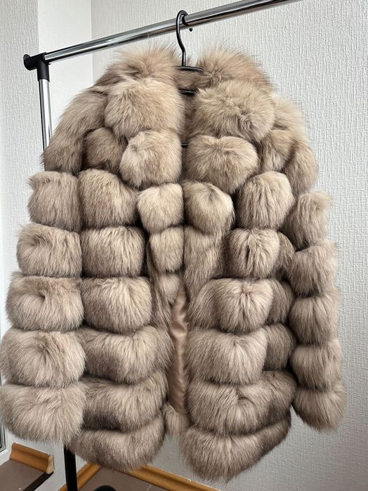 Жіноча шуба Песець