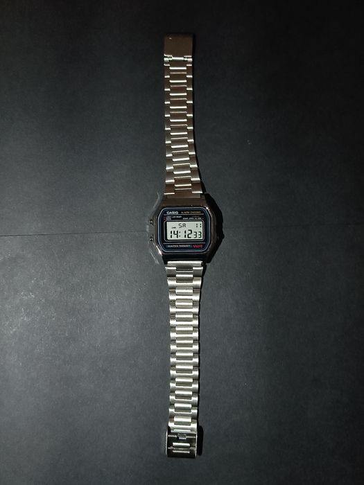 Zegarek casio ..