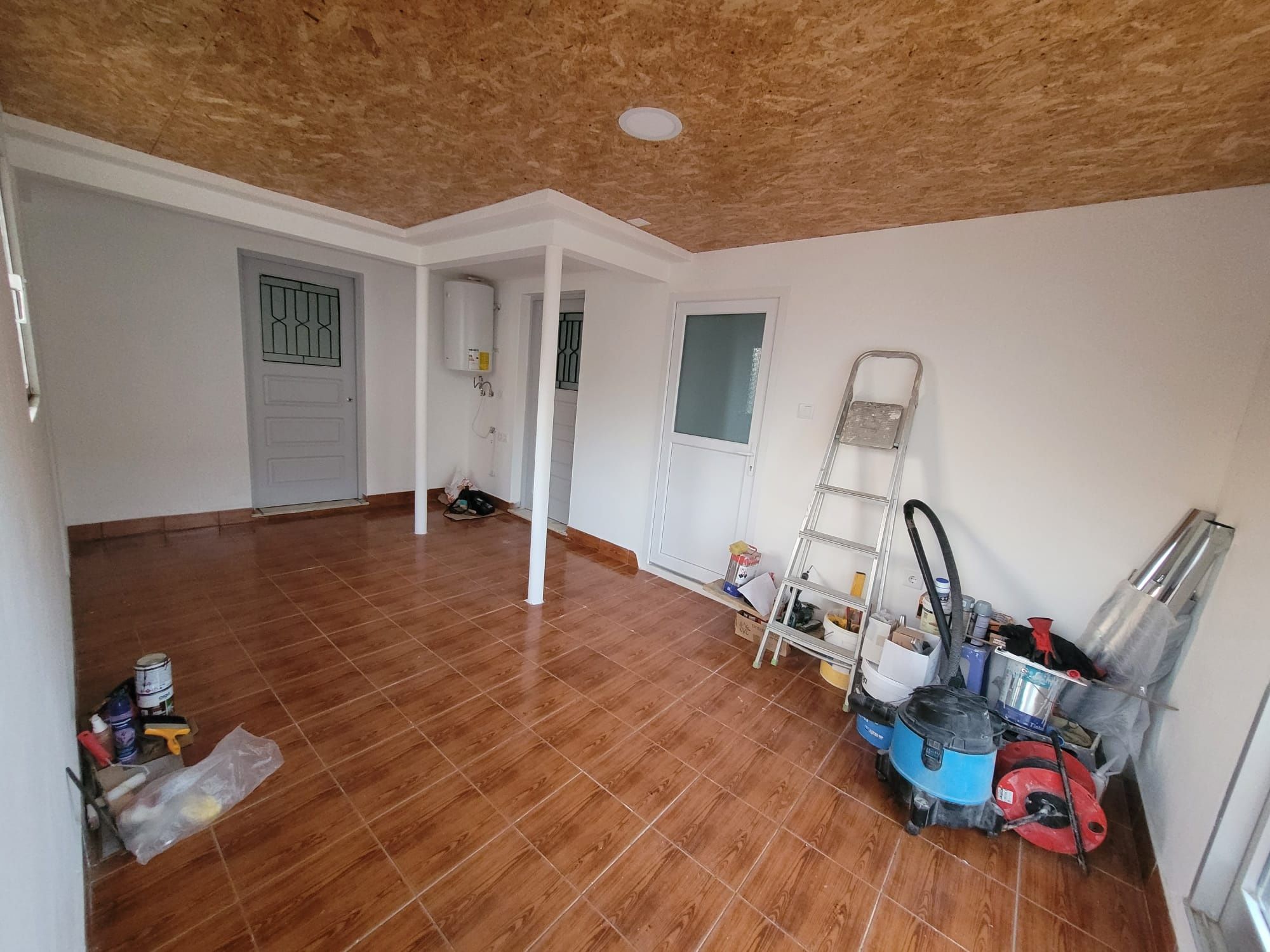 Aluga-se andar moradia T3 +1