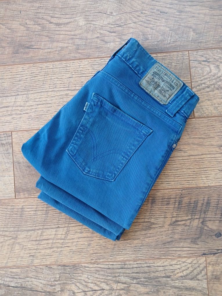 Джинсы Levis 511  W 32 L 31 ц 800 гр оригинал, отличное состояние