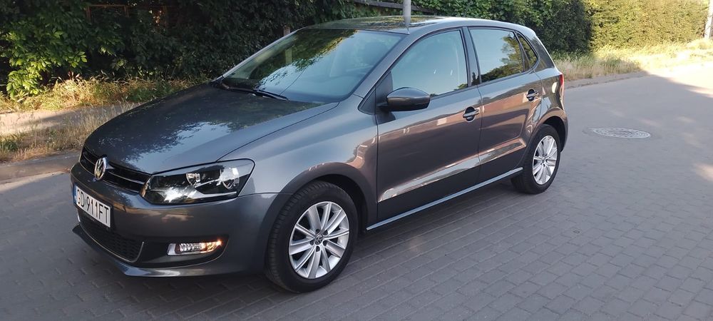 VW POLO 1.4 Benz 2012/13r BARDZO ŁADNE. POLSKI SALON. mały przebieg.