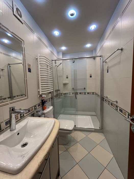 Dom dla 15-30 pracownikow Kraków Bronowice