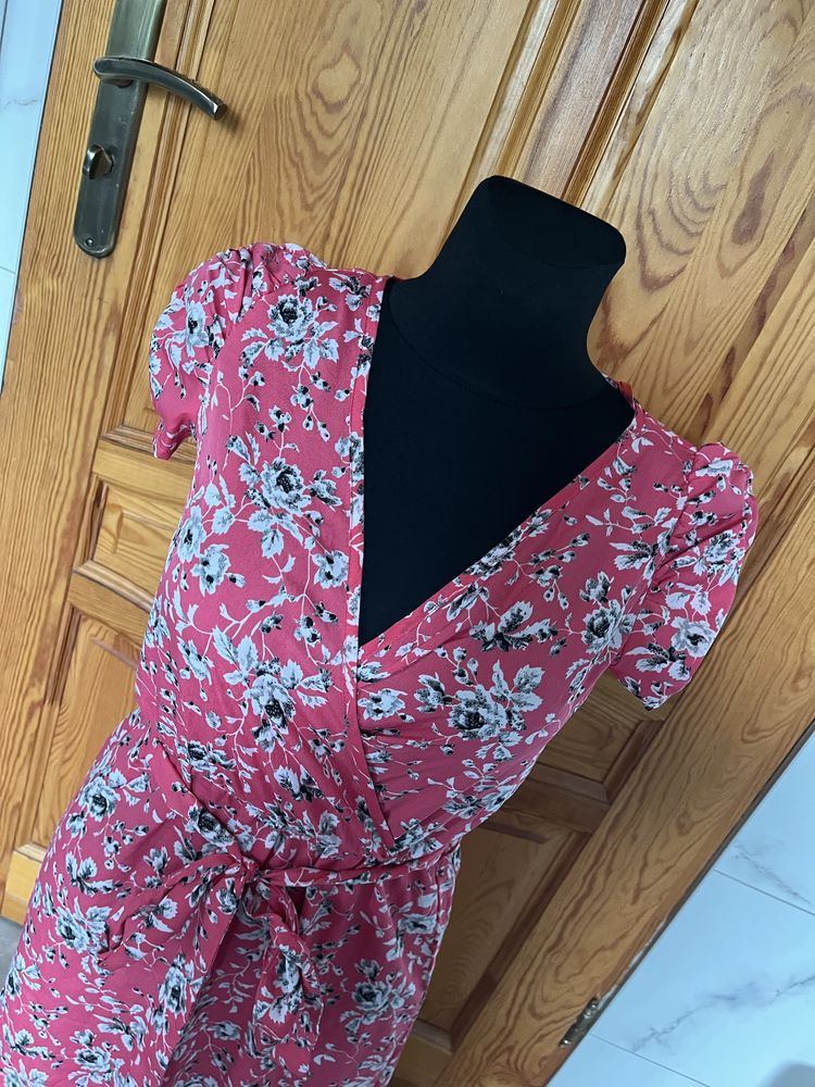 Sukienka z dekoltem w serek damska w kwiaty New Look roz S