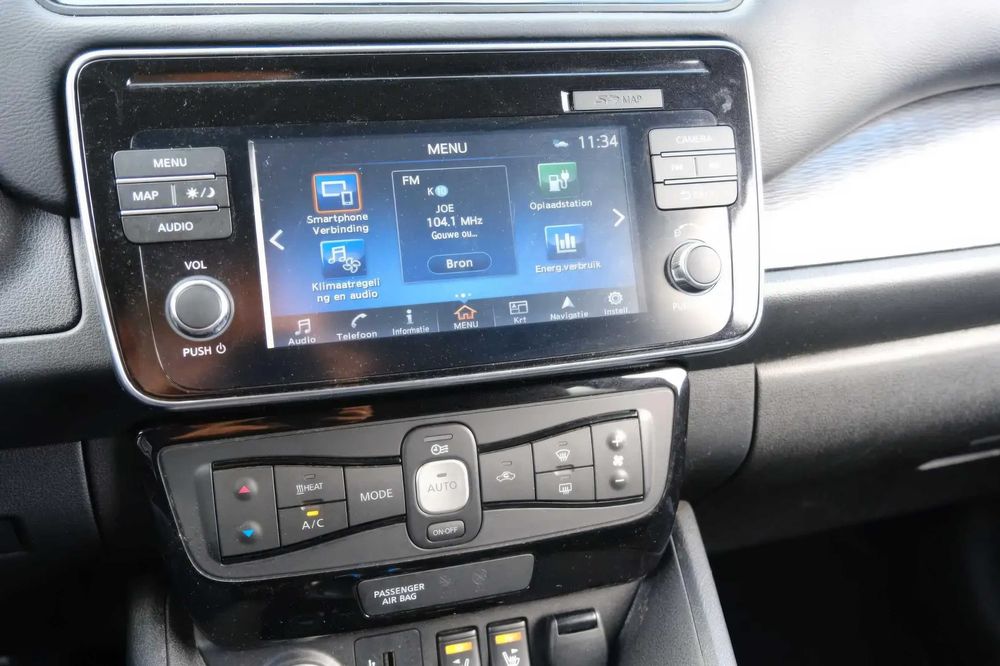 Nissan Leaf      2019