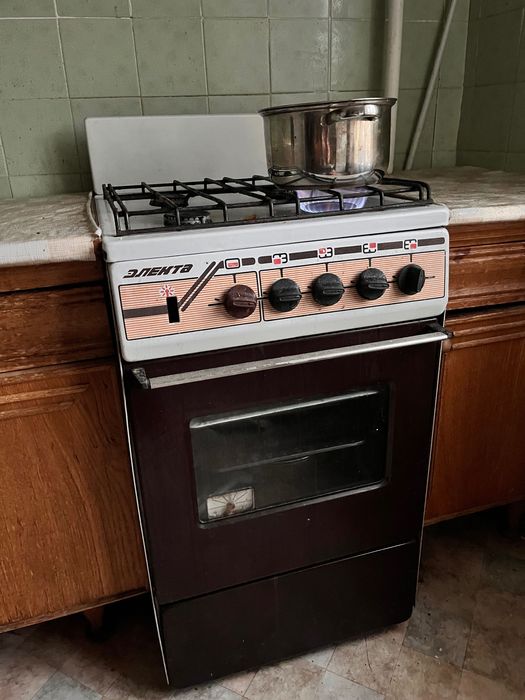 Газова плита в робочому стані