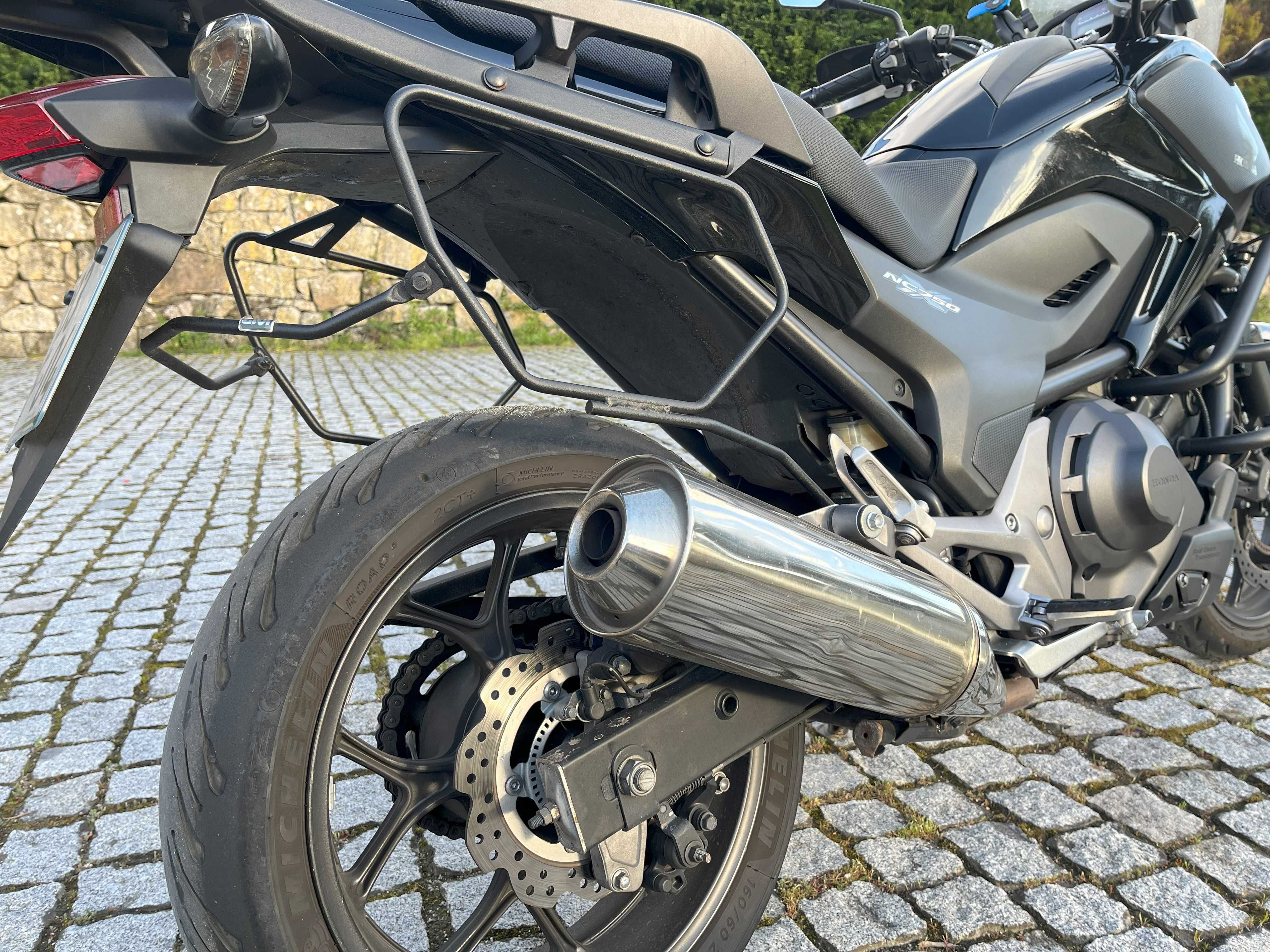 Honda NC750X DCT