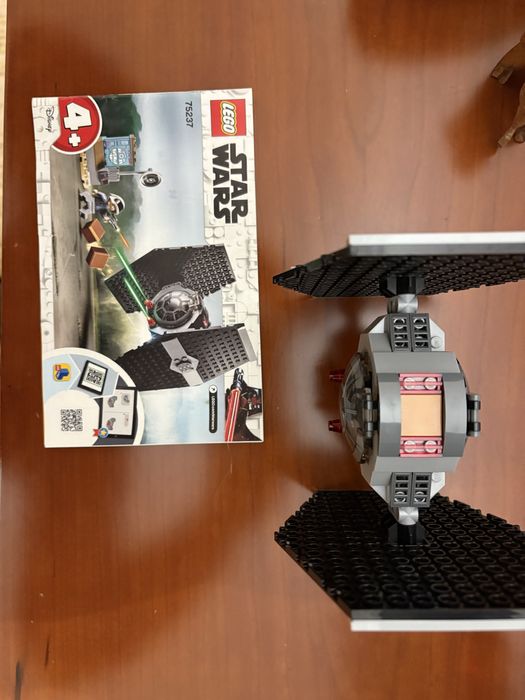 LEGO Tie Fighter 75237 - montado