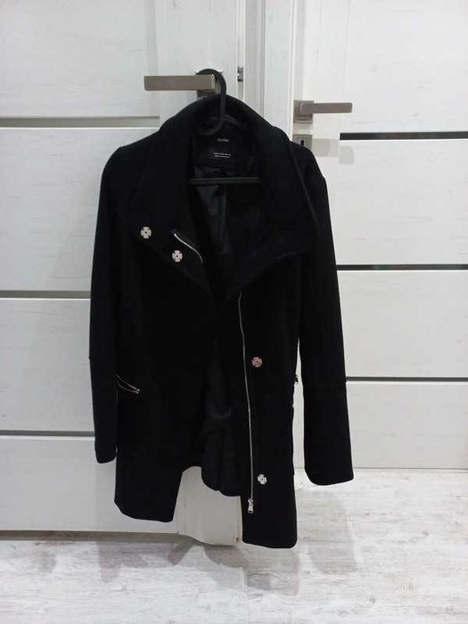 płaszcz damski zimowe flausz bershka roz.38