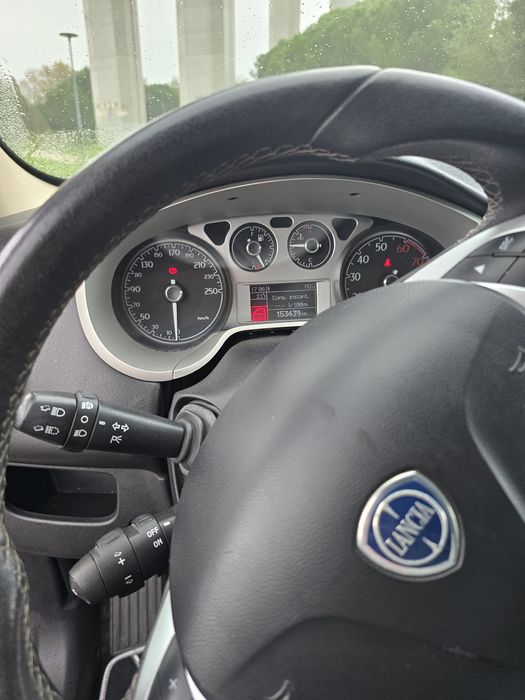 Lancia Delta 1.4T-Jet Platino 150cv