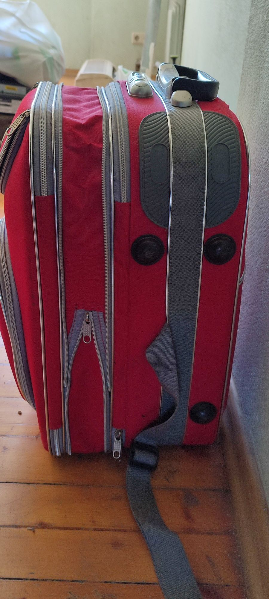 Дорожный чемодан suitcase